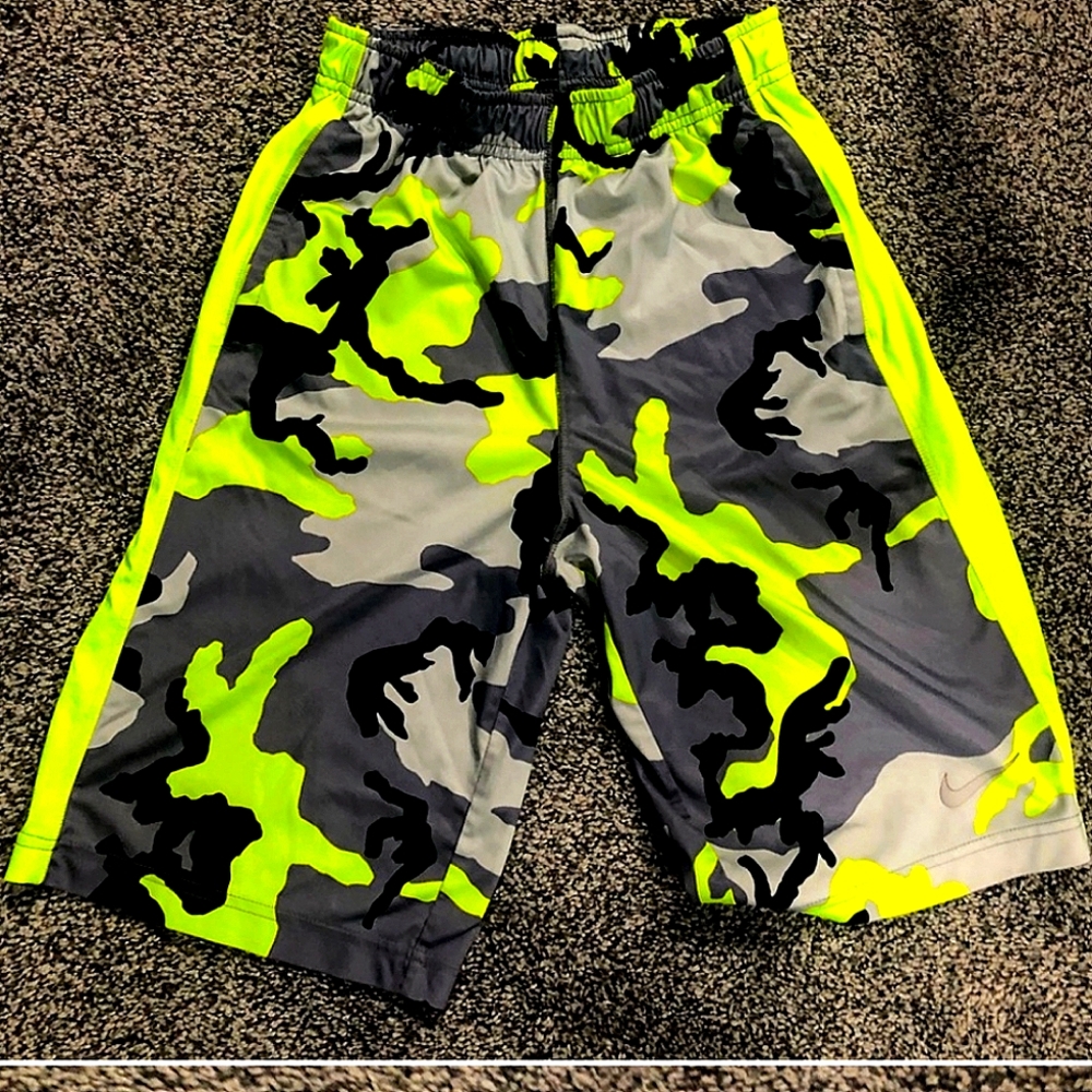 Nike , boys large . Neon green camouflage